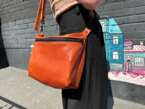 Große Tasche