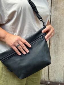Große Tasche