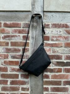 Große Tasche