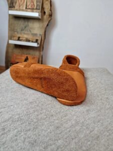 Lederpuschen für Erwachsene