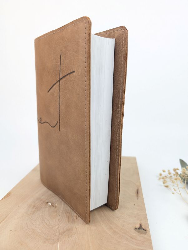 Personalisierte Bibelhülle aus Leder – Bild 4